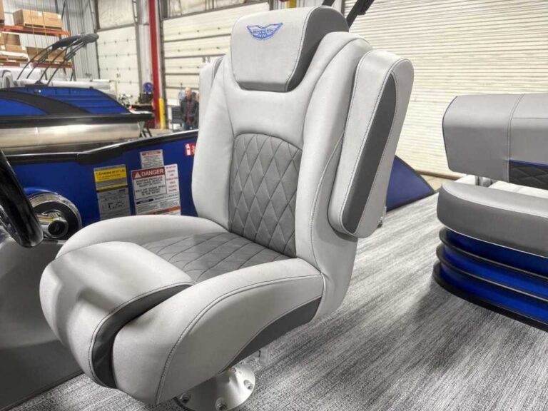 2026 Bennington 25LTSB - Blackout US-ETWS9076J526 [photo 15]